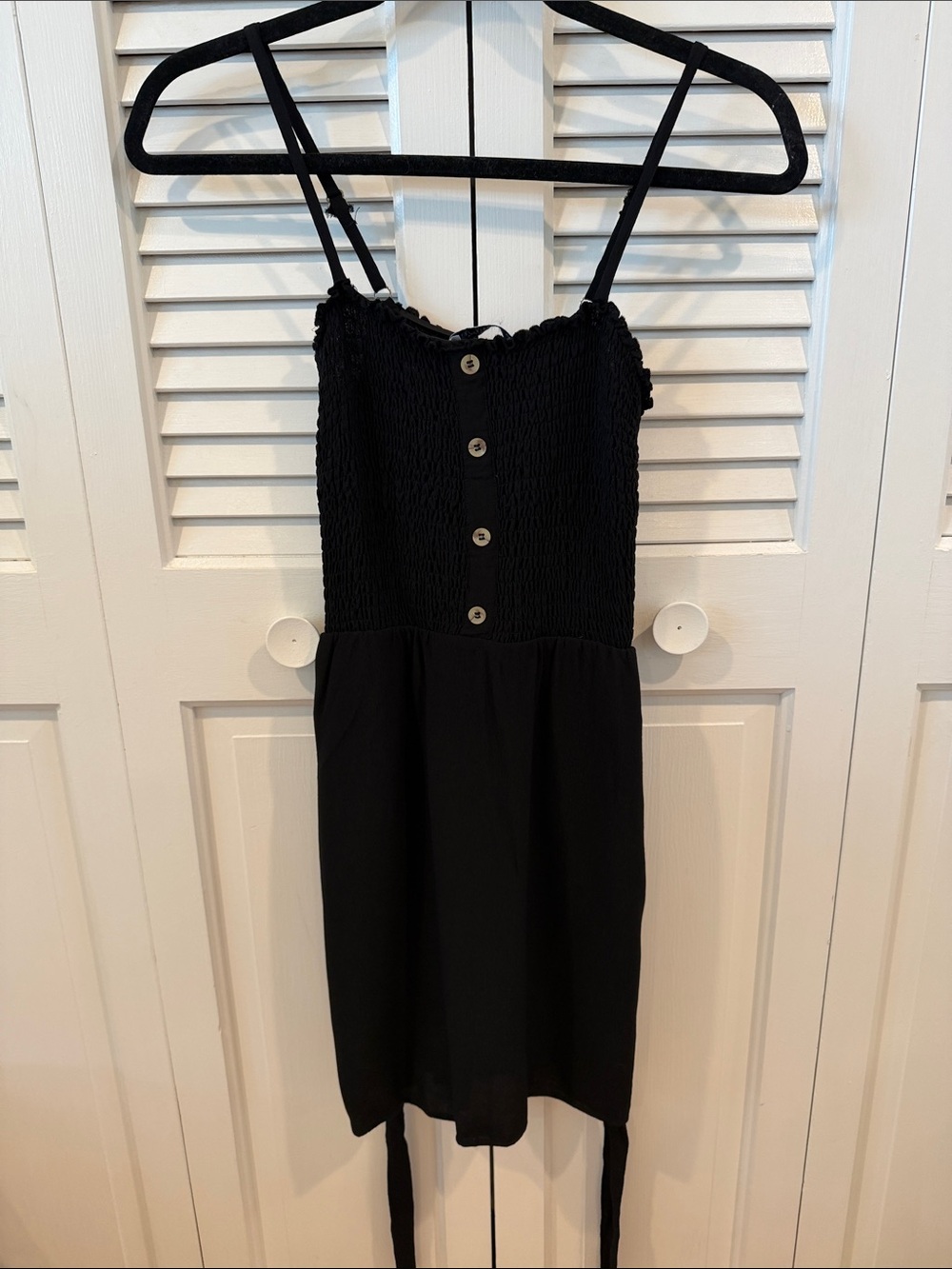 Hollister Women’s Smocked Button Front Sundress with Tie Waist - S Black